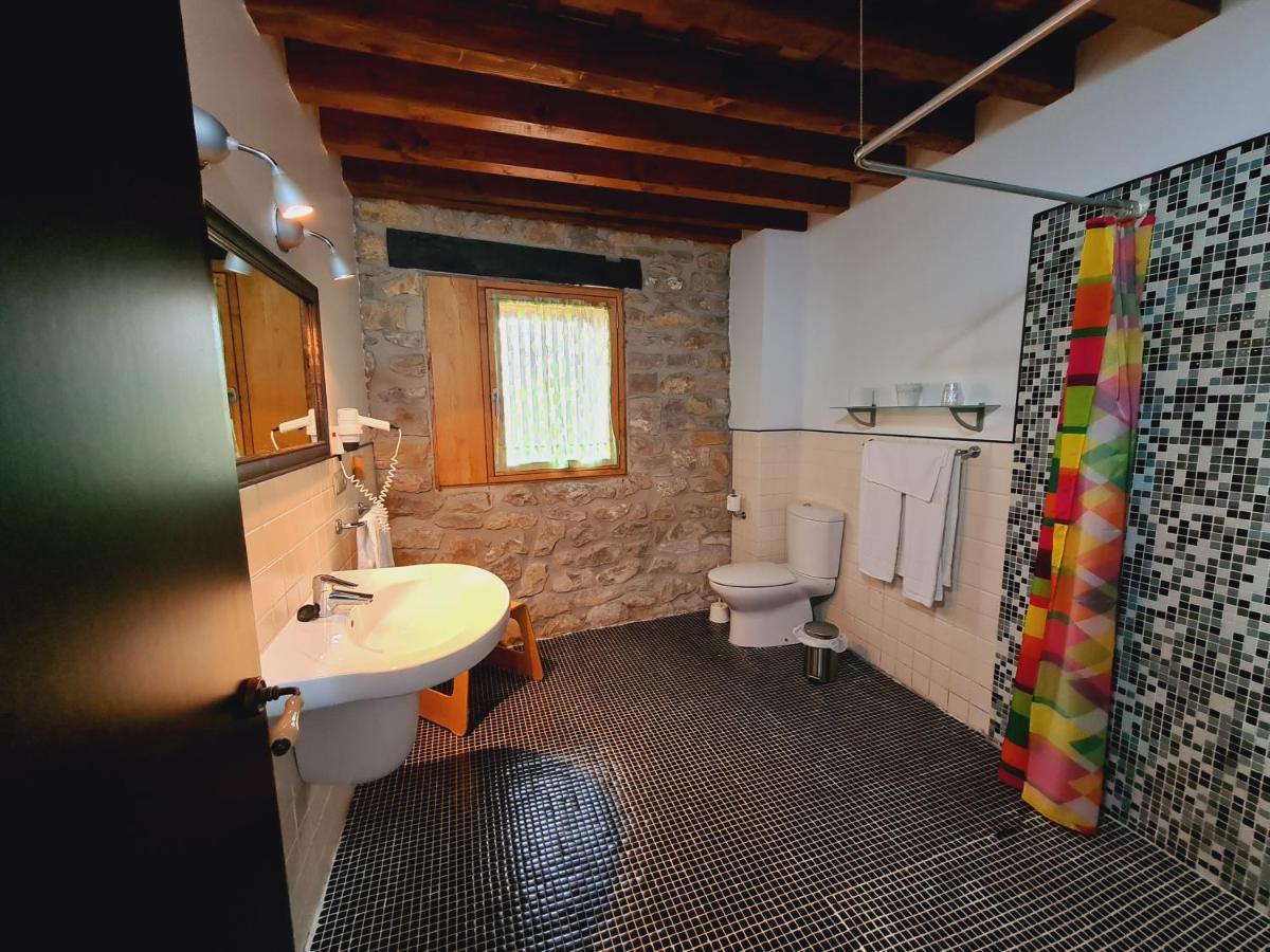 Posada Los Calderones Santillana del Mar Luaran gambar